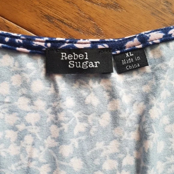 Rebel Sugar Women's Dark Blue and White Flower Faux Wrap Dress Size XL - Picture 2 of 13